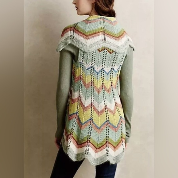 Anthropologie Rosie Neira Knitted Sweater Vest in Multicolour Chevron Pattern - Picture 2 of 13